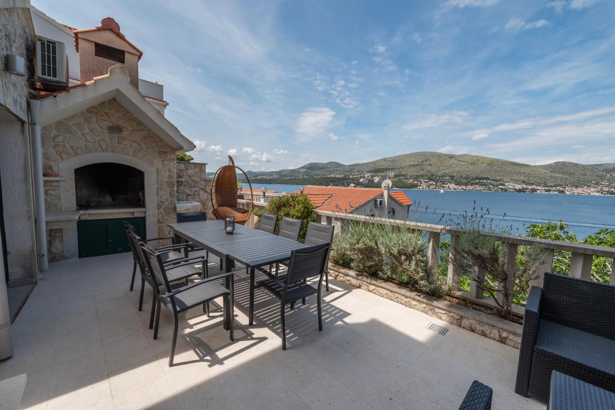 Lavanda Residence With Heated Pool Trogir Split Donji Okrug  Exterior photo
