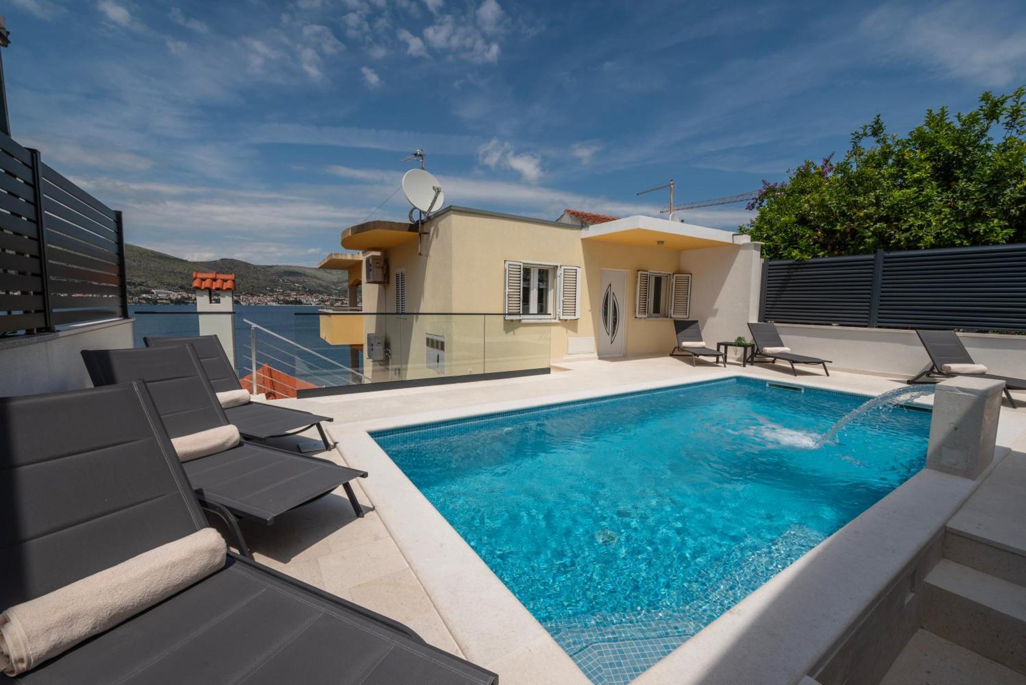 Lavanda Residence With Heated Pool Trogir Split Donji Okrug  Exterior photo